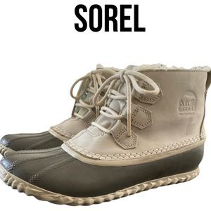 SOREL Out n About Duck Boot Size 6.5